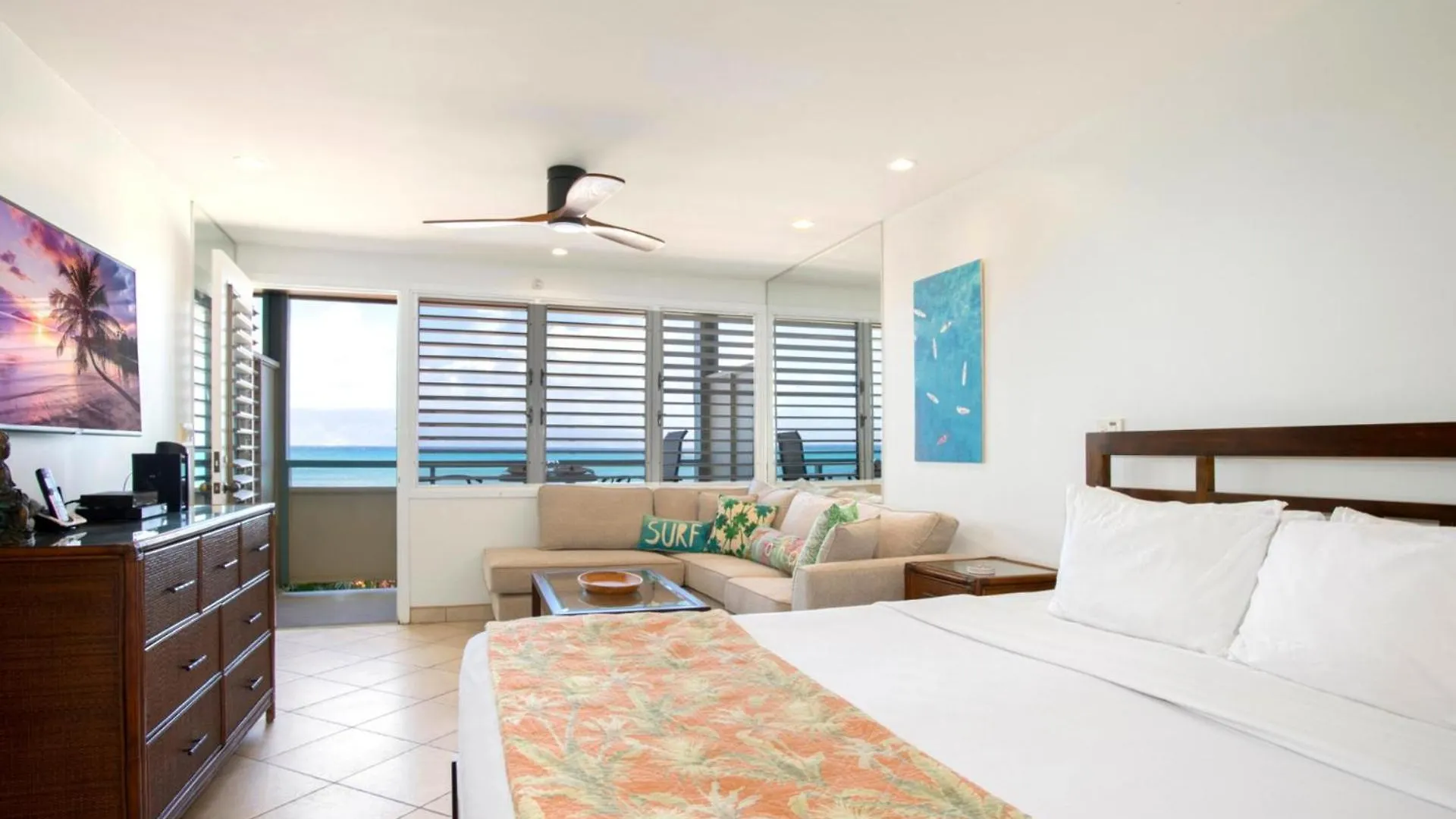 Kbm Resorts: Oceanfront Napili Bay Villa with Turtle Views Kahana Apartment