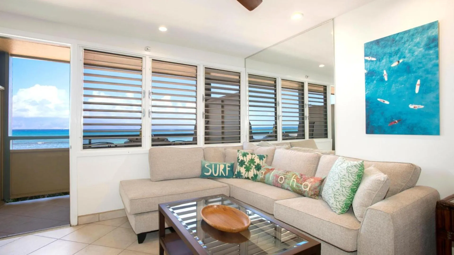 Kbm Resorts: Oceanfront Napili Bay Villa with Turtle Views Kahana